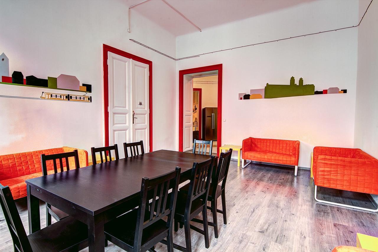 Pal'S Mini Hostel Budapest Ngoại thất bức ảnh