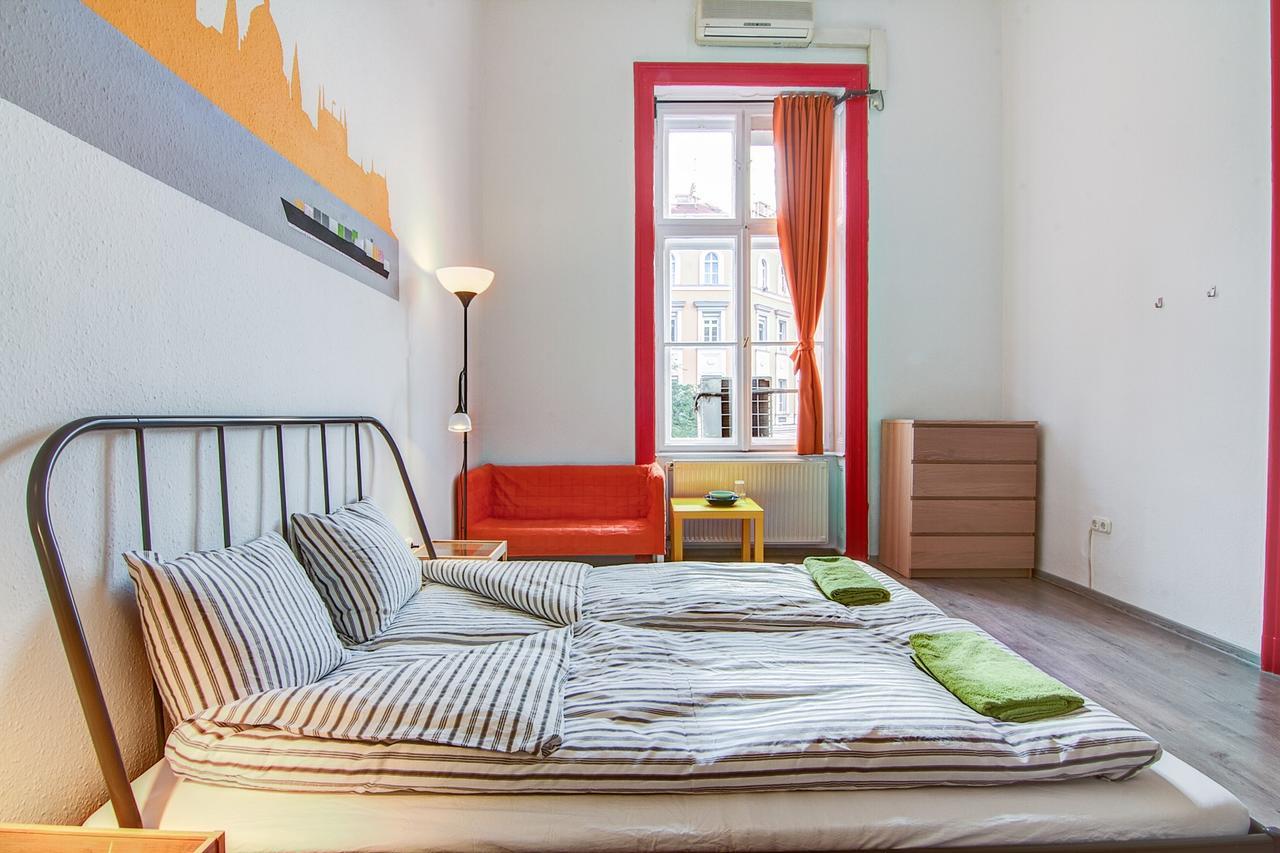 Pal'S Mini Hostel Budapest Ngoại thất bức ảnh